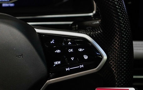 Volkswagen Tiguan II, 2023 год, 4 380 000 рублей, 25 фотография