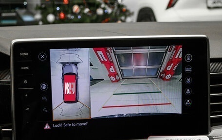 Volkswagen Tiguan II, 2023 год, 4 380 000 рублей, 23 фотография