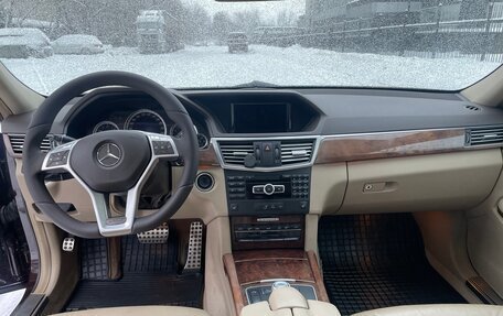 Mercedes-Benz E-Класс, 2012 год, 1 650 000 рублей, 14 фотография