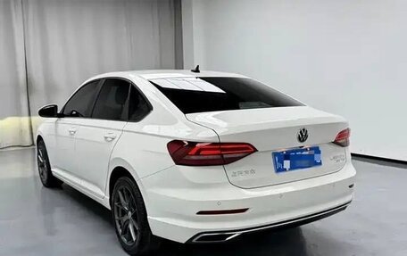 Volkswagen Lavida, 2022 год, 1 750 000 рублей, 2 фотография