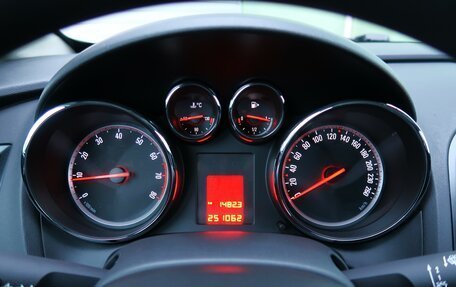 Opel Astra J, 2011 год, 379 000 рублей, 15 фотография