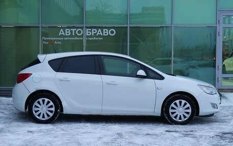 Opel Astra J, 2011 год, 379 000 рублей, 6 фотография