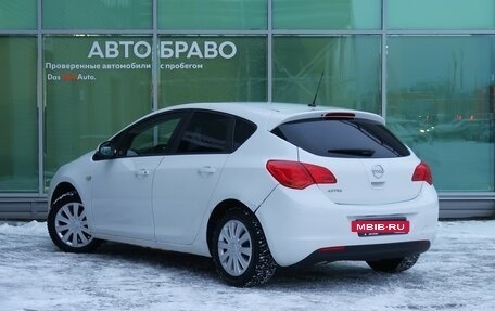 Opel Astra J, 2011 год, 379 000 рублей, 12 фотография