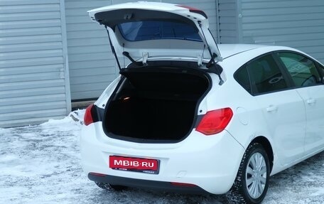 Opel Astra J, 2011 год, 379 000 рублей, 9 фотография