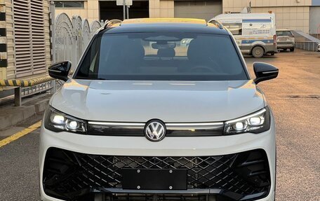 Volkswagen Tiguan, 2025 год, 5 100 000 рублей, 20 фотография