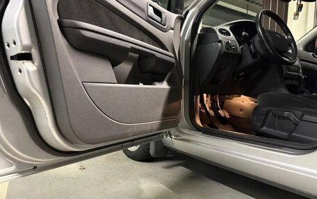 Ford Focus II рестайлинг, 2006 год, 750 000 рублей, 17 фотография