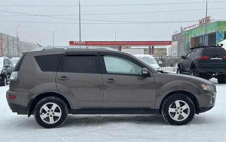 Mitsubishi Outlander III рестайлинг 3, 2012 год, 1 060 000 рублей, 5 фотография