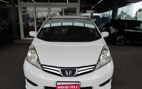 Honda Fit Shuttle I рестайлинг, 2014 год, 850 000 рублей, 2 фотография