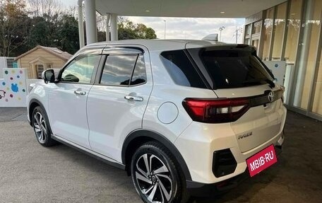 Toyota Raize I, 2023 год, 1 276 000 рублей, 3 фотография