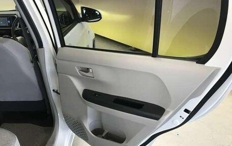 Toyota Passo III, 2023 год, 899 000 рублей, 27 фотография