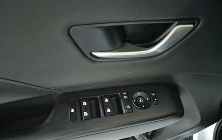 Hyundai Kona, 2024 год, 1 950 000 рублей, 7 фотография