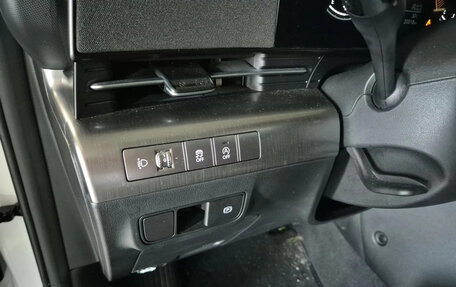 Hyundai Kona, 2024 год, 1 950 000 рублей, 12 фотография