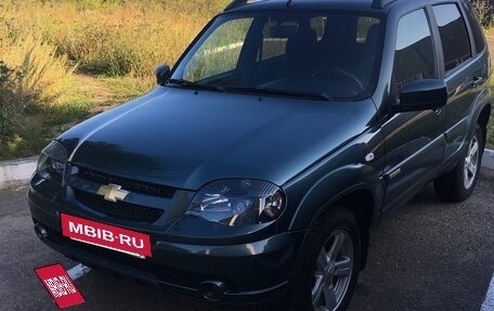 Chevrolet Niva I рестайлинг, 2017 год, 750 000 рублей, 6 фотография