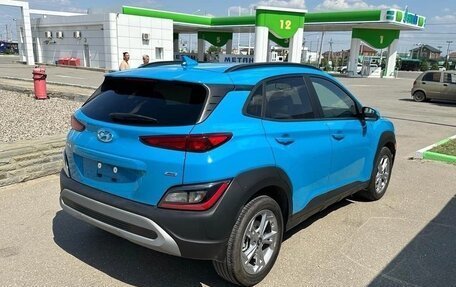 Hyundai Kona I, 2022 год, 1 711 500 рублей, 3 фотография