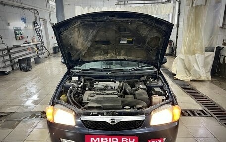 Mazda 323, 2000 год, 350 000 рублей, 9 фотография