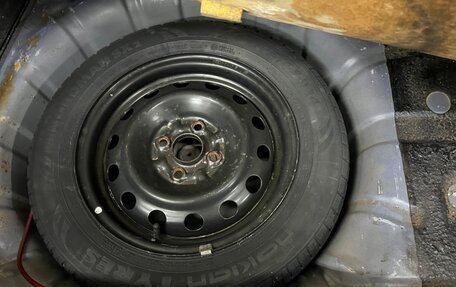 Mazda 323, 2000 год, 350 000 рублей, 20 фотография