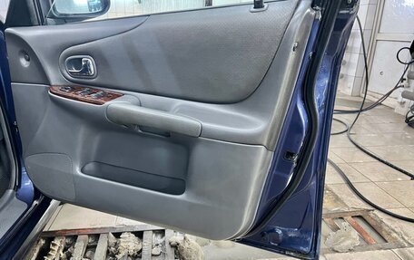 Mazda 323, 2000 год, 350 000 рублей, 21 фотография