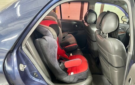 Mazda 323, 2000 год, 350 000 рублей, 32 фотография