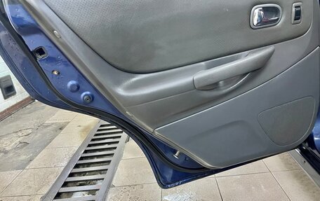 Mazda 323, 2000 год, 350 000 рублей, 28 фотография