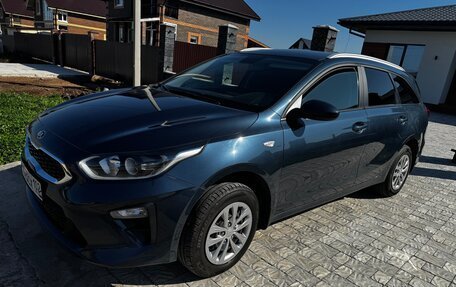 KIA cee'd III, 2019 год, 1 750 000 рублей, 2 фотография