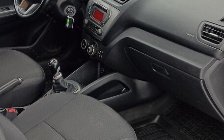 KIA Rio III рестайлинг, 2015 год, 800 000 рублей, 10 фотография