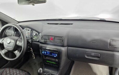 Skoda Octavia, 2010 год, 600 000 рублей, 11 фотография