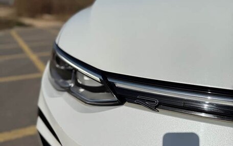 Volkswagen Golf VIII, 2022 год, 1 301 123 рублей, 18 фотография