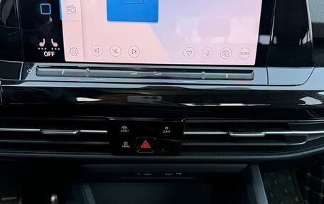 Volkswagen Golf VIII, 2022 год, 1 301 123 рублей, 27 фотография