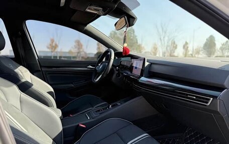 Volkswagen Golf VIII, 2022 год, 1 301 123 рублей, 19 фотография