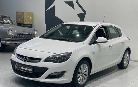 Opel Astra J, 2013 год, 899 900 рублей, 2 фотография