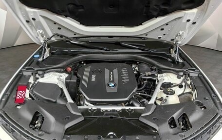 BMW 5 серия, 2019 год, 3 397 000 рублей, 10 фотография