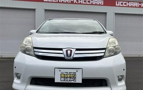 Toyota ISis I, 2012 год, 1 010 000 рублей, 2 фотография