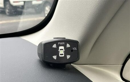 Toyota ISis I, 2012 год, 1 010 000 рублей, 10 фотография