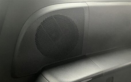 Toyota ISis I, 2012 год, 1 010 000 рублей, 32 фотография