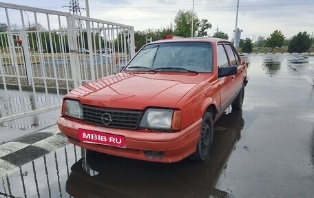 Opel Ascona C, 1985 год, 90 000 рублей, 8 фотография