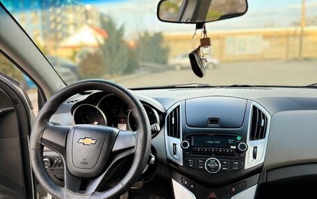 Chevrolet Cruze II, 2012 год, 749 000 рублей, 7 фотография