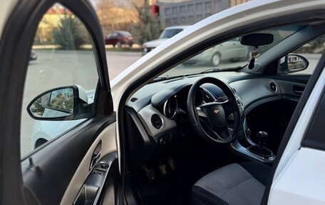 Chevrolet Cruze II, 2012 год, 749 000 рублей, 6 фотография