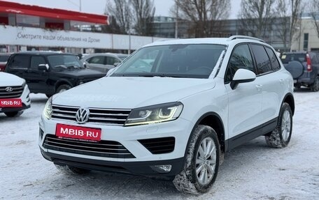 Volkswagen Touareg III, 2015 год, 2 980 000 рублей, 1 фотография