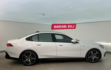 BMW 5 серия, 2023 год, 8 770 000 рублей, 6 фотография