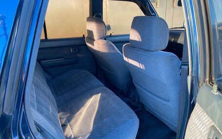 Toyota Hilux Surf III рестайлинг, 1992 год, 1 550 000 рублей, 6 фотография