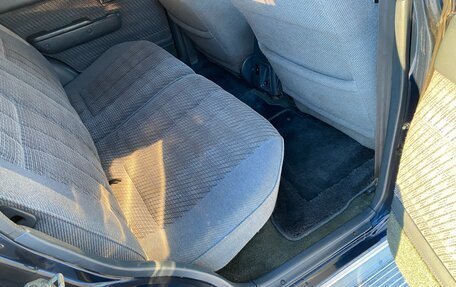 Toyota Hilux Surf III рестайлинг, 1992 год, 1 550 000 рублей, 10 фотография