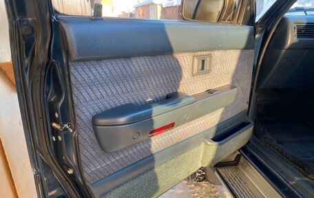 Toyota Hilux Surf III рестайлинг, 1992 год, 1 550 000 рублей, 7 фотография