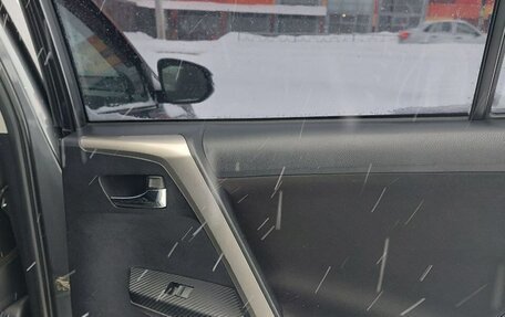 Toyota RAV4, 2013 год, 1 850 000 рублей, 13 фотография