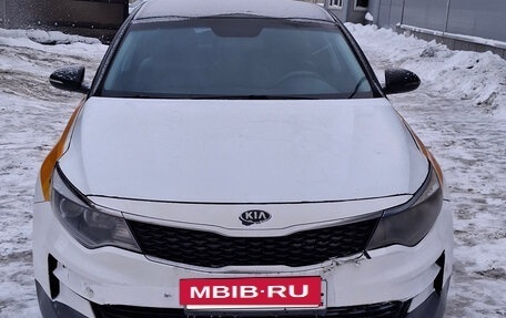 KIA Optima IV, 2018 год, 650 000 рублей, 4 фотография