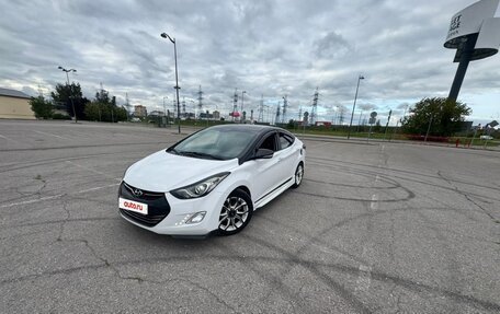 Hyundai Avante, 2012 год, 850 000 рублей, 4 фотография