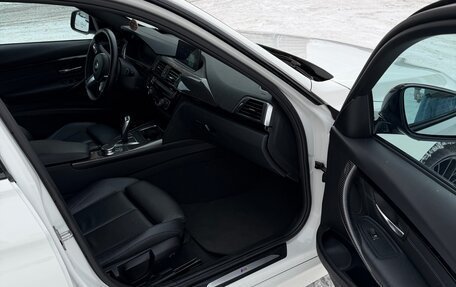 BMW 3 серия, 2018 год, 3 000 000 рублей, 12 фотография