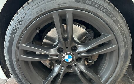 BMW 3 серия, 2018 год, 3 000 000 рублей, 18 фотография