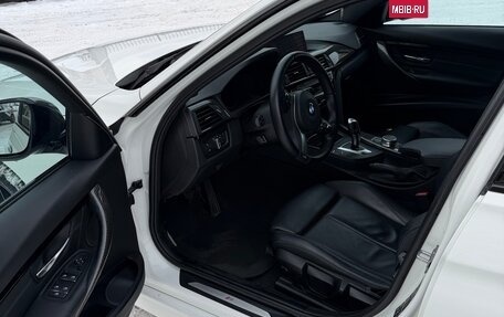 BMW 3 серия, 2018 год, 3 000 000 рублей, 10 фотография