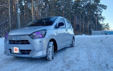 Daihatsu Mira e:S II, 2018 год, 777 000 рублей, 2 фотография