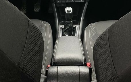 Skoda Rapid I, 2018 год, 1 350 000 рублей, 5 фотография